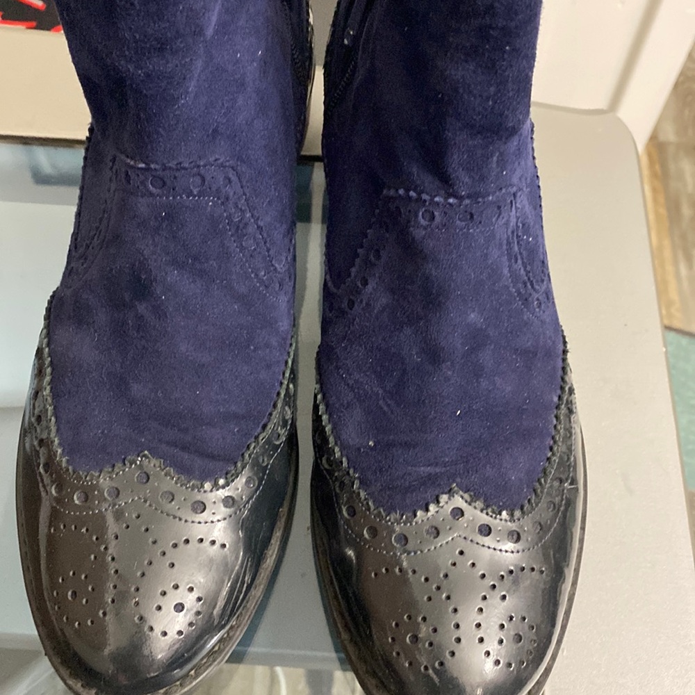 Stuart WeitzMan shoe boot